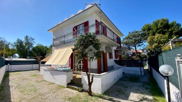 casa indipendente in vendita a Castellabate