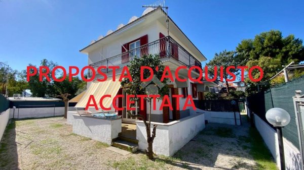 casa indipendente in vendita a Castellabate in zona Santa Maria