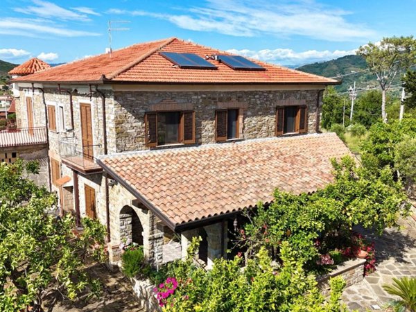 appartamento in vendita a Castellabate in zona Santa Maria