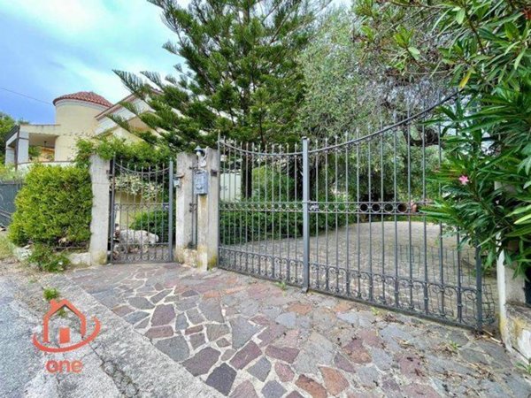 casa indipendente in vendita a Castellabate in zona Santa Maria