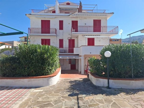 appartamento in vendita a Castellabate in zona Santa Maria
