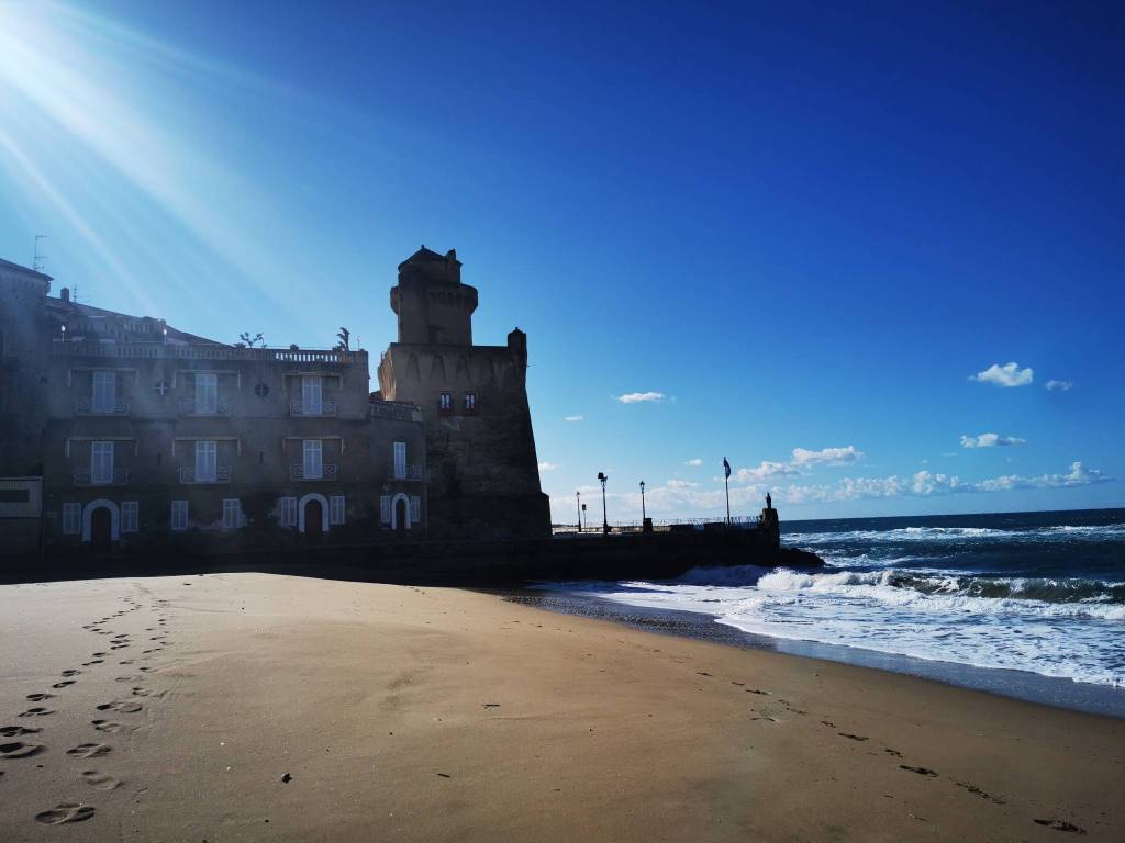 casa indipendente in vendita a Castellabate in zona Santa Maria