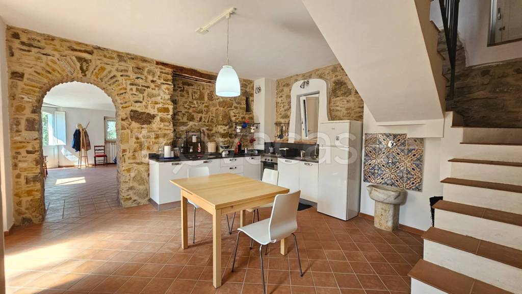 casa indipendente in vendita a Castellabate in zona San Marco