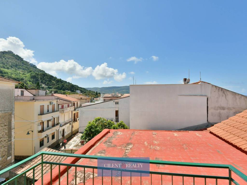 appartamento in vendita a Castellabate in zona Santa Maria