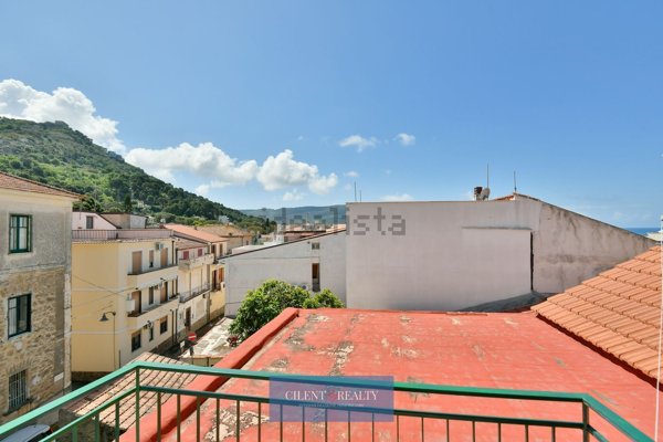 appartamento in vendita a Castellabate in zona Santa Maria