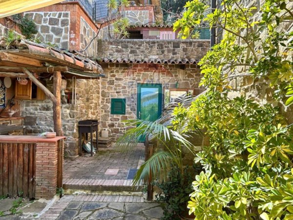 casa indipendente in vendita a Castellabate in zona San Marco