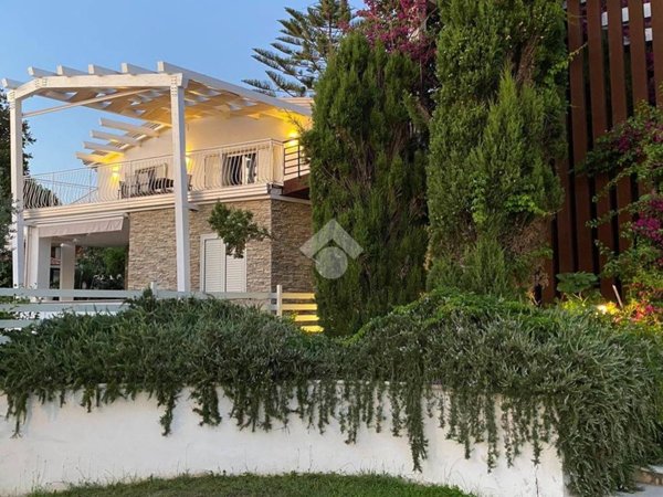 casa indipendente in vendita a Castellabate in zona Santa Maria
