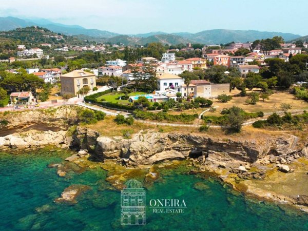 casa indipendente in vendita a Castellabate in zona San Marco