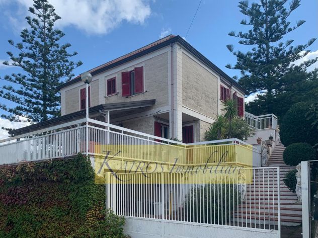 casa indipendente in vendita a Castellabate in zona Santa Maria
