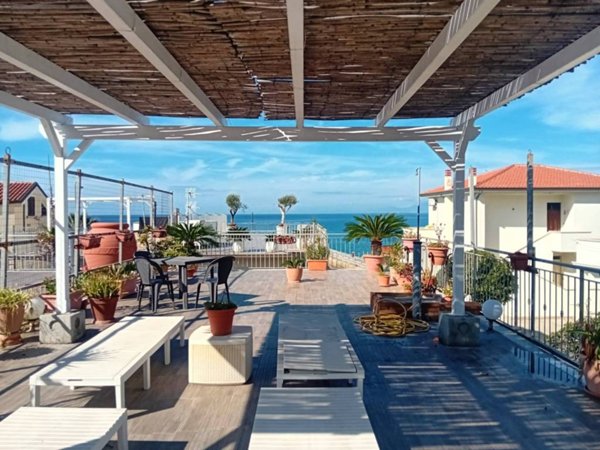 appartamento in vendita a Castellabate in zona Santa Maria