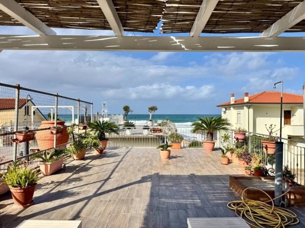 appartamento in vendita a Castellabate in zona Santa Maria