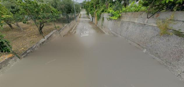 locale commerciale in vendita a Castellabate