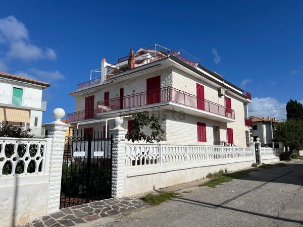 appartamento in vendita a Castellabate in zona Santa Maria