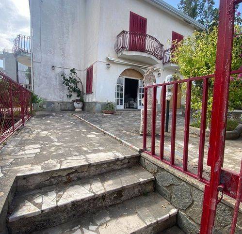 casa indipendente in vendita a Castellabate