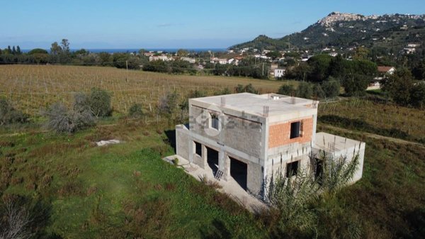 casa indipendente in vendita a Castellabate in zona San Marco