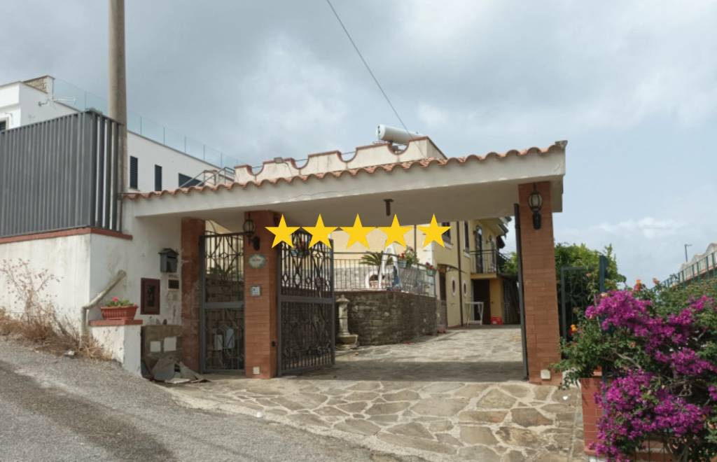 casa indipendente in vendita a Castellabate