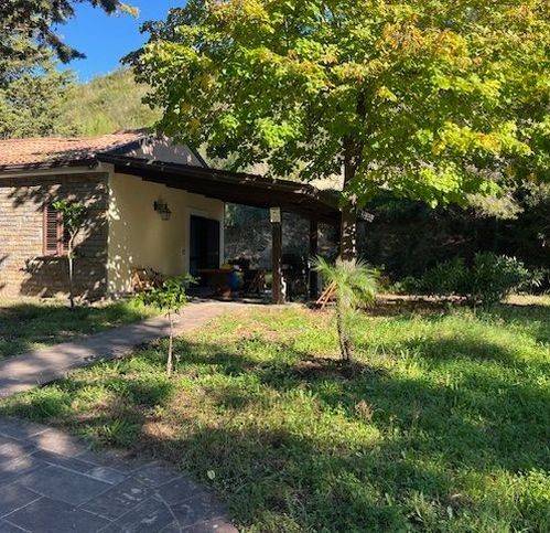 casa indipendente in vendita a Castellabate