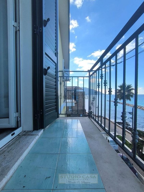 appartamento in vendita a Castellabate in zona Santa Maria