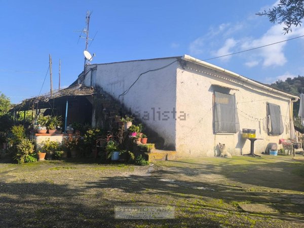 casa indipendente in vendita a Castellabate in zona Santa Maria