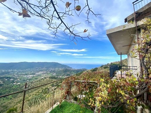 casa indipendente in vendita a Castellabate