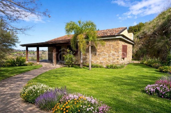 casa indipendente in vendita a Castellabate in zona San Marco