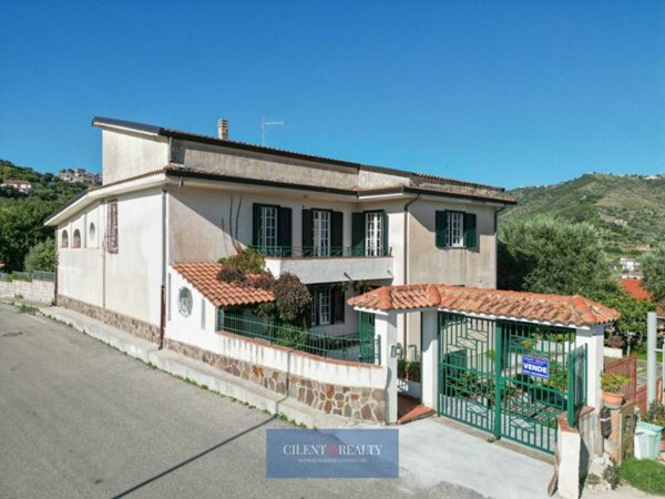 casa indipendente in vendita a Castellabate in zona San Marco