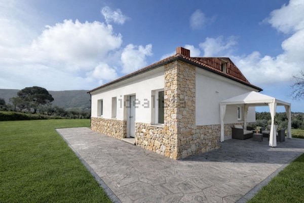 casa indipendente in vendita a Castellabate in zona San Marco