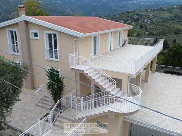 appartamento in vendita a Castellabate in zona Santa Maria