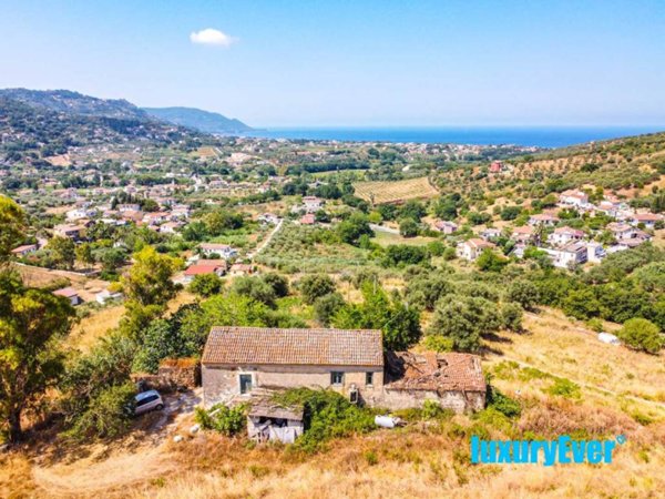 casa indipendente in vendita a Castellabate in zona Alano