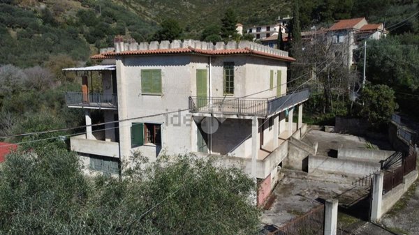 casa indipendente in vendita a Castellabate