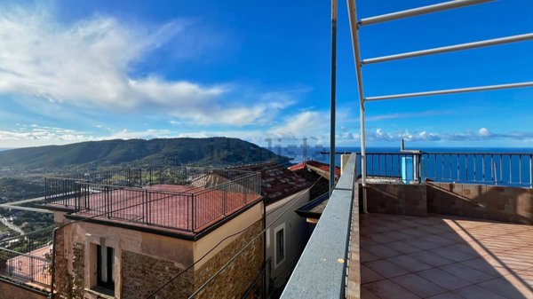 appartamento in vendita a Castellabate in zona Licosa