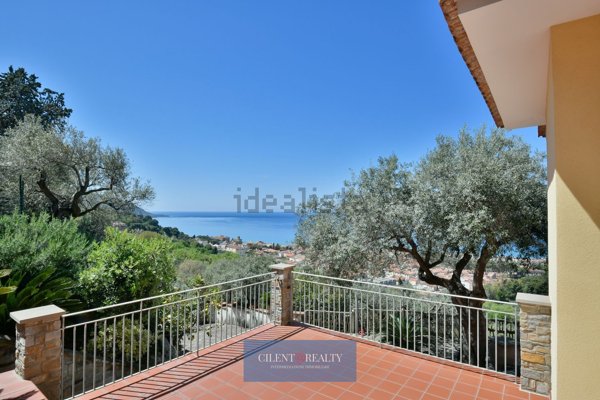 casa indipendente in vendita a Castellabate