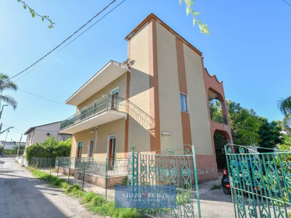 appartamento in vendita a Castellabate in zona Santa Maria