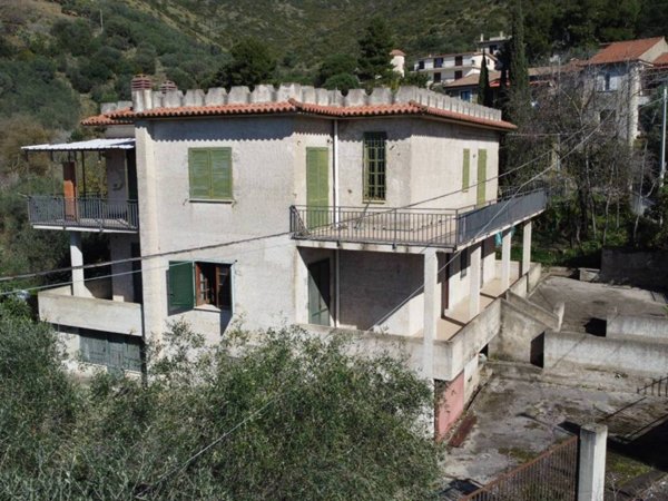 casa indipendente in vendita a Castellabate in zona Santa Maria