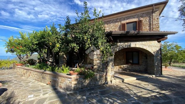 appartamento in vendita a Castellabate in zona Santa Maria