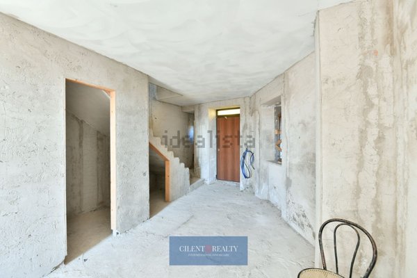 appartamento in vendita a Castellabate in zona Licosa