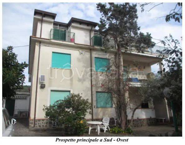 appartamento in vendita a Castellabate in zona Santa Maria