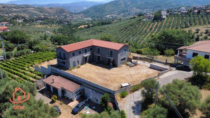 appartamento in vendita a Castellabate in zona Santa Maria