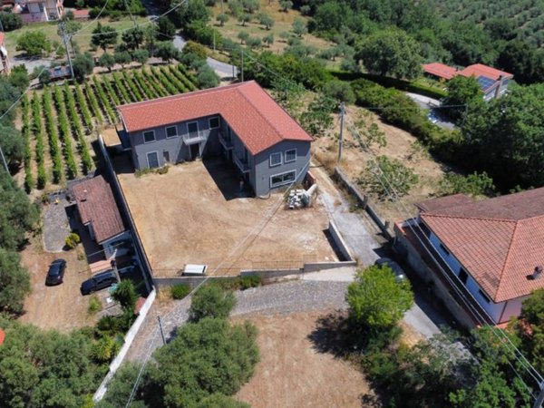 appartamento in vendita a Castellabate in zona Santa Maria
