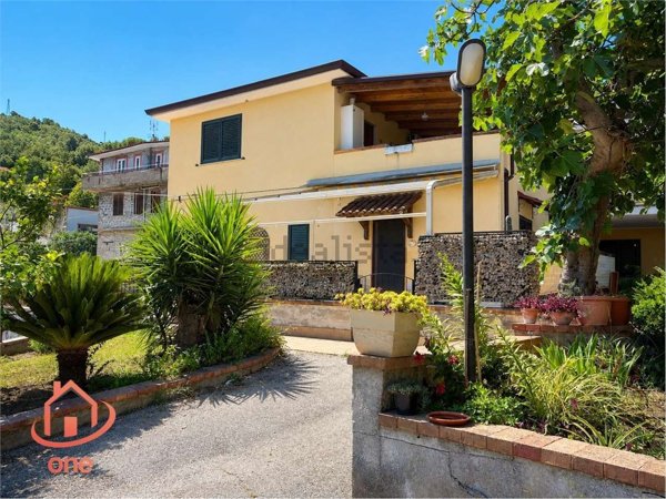 appartamento in vendita a Castellabate in zona Alano