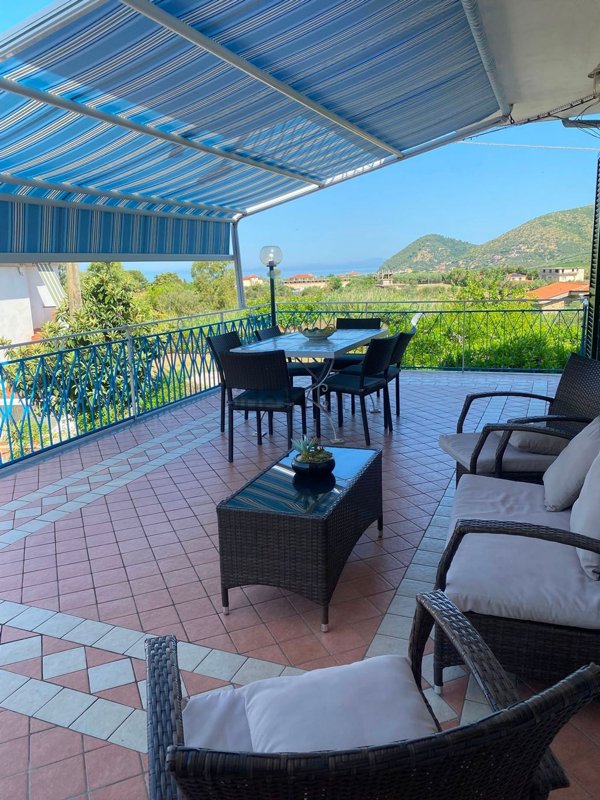 appartamento in vendita a Castellabate in zona Alano