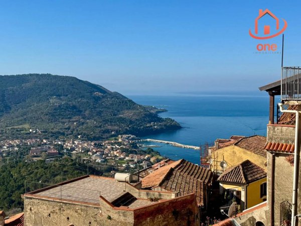 appartamento in vendita a Castellabate in zona Licosa