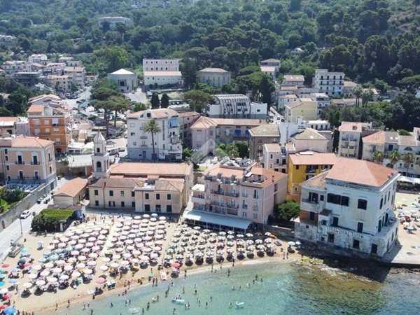 appartamento in vendita a Castellabate in zona Santa Maria