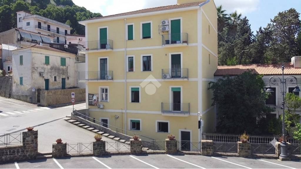 appartamento in vendita a Castellabate in zona Santa Maria