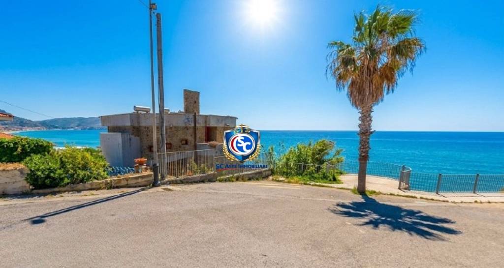 casa indipendente in vendita a Castellabate in zona Santa Maria