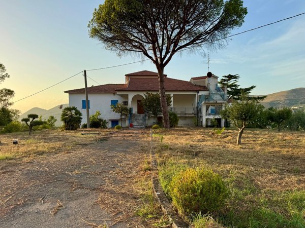 casa indipendente in vendita a Castellabate