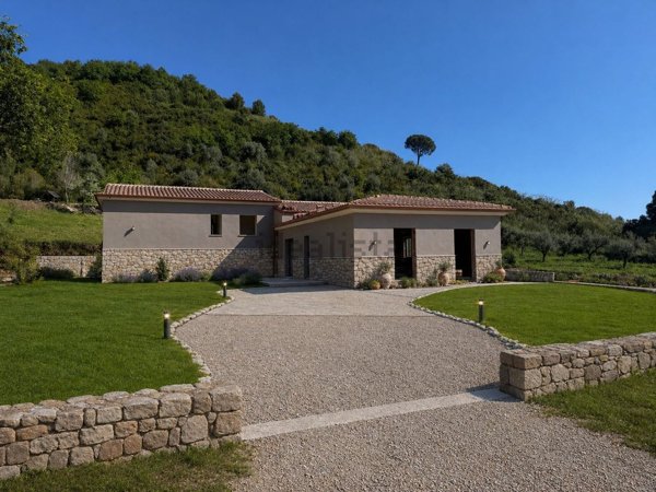 casa indipendente in vendita a Castellabate in zona San Marco