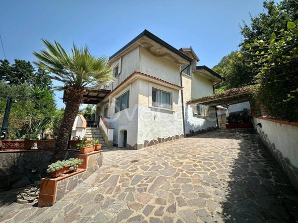 casa indipendente in vendita a Castellabate in zona Licosa
