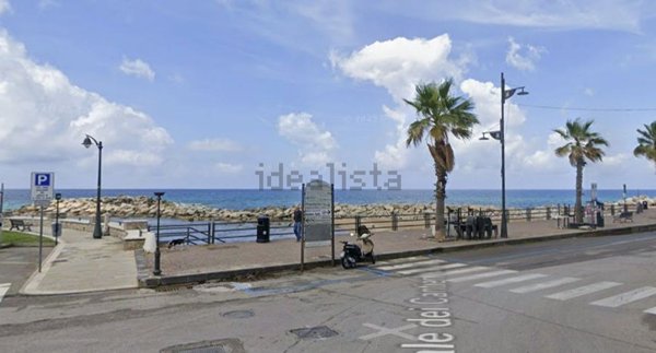 casa indipendente in vendita a Castellabate in zona Santa Maria