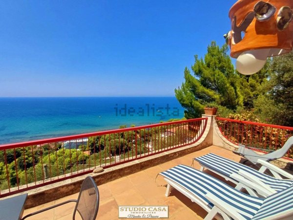 casa indipendente in vendita a Castellabate in zona Licosa